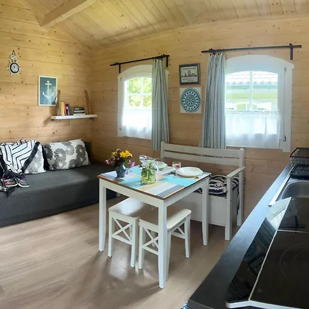 Letniskowe Szenodo 2 Przy Jodlowej Debina (Ustka)
